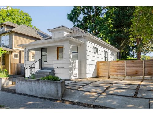 5416 N Depauw St, Portland, OR, 97203-4212 | Card Image