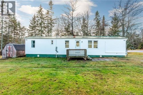 1 Dorothy St, Sackville, NB, E4L2Z2 | Card Image