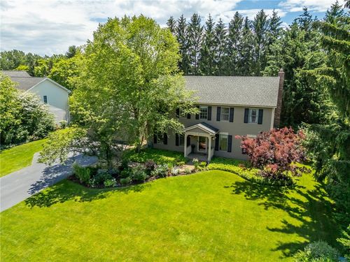 129 Caversham Woods, Pittsford, NY, 14534 | Card Image