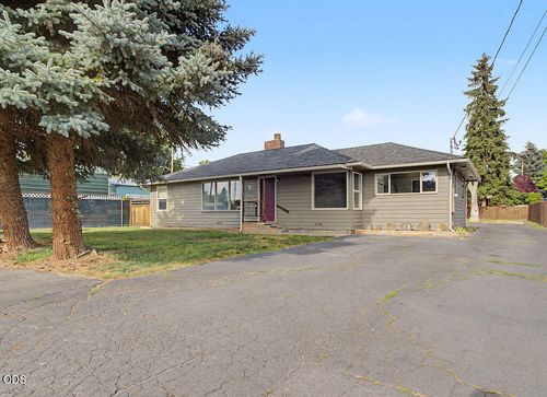 2015 Gettle St, Klamath Falls, OR, 97603-4974 | Card Image