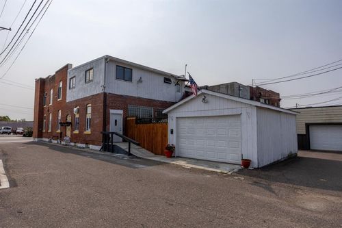 110 W 2nd St N, Ladysmith, WI, 54848-1338 | Card Image