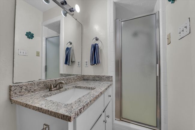 APT-103 - 1421 S 12 Th St, Condo with 2 bedrooms, 2 bathrooms and null parking in Waco TX | Image 13