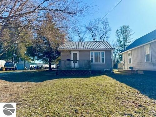 348 N Grover Avenue, Alma, MI, 48801 | Card Image