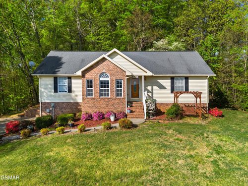 833 Thomas Farms Drive, Jefferson City, TN, 37760 | Card Image