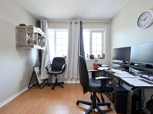 22 Gilgorm Rd, Condo with 3 bedrooms, 3 bathrooms and 1 parking in Brampton ON | Image 30