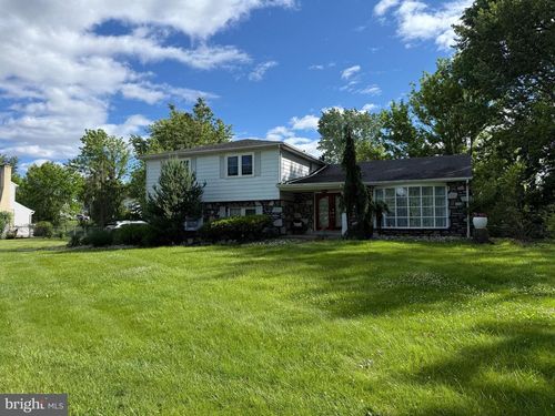 806 Warfield Ln, HUNTINGDON VALLEY, PA, 19006-2108 | Card Image