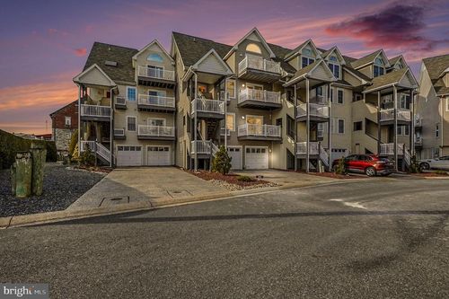202b-202 Pointe Way, HAVRE DE GRACE, MD, 21078-2940 | Card Image