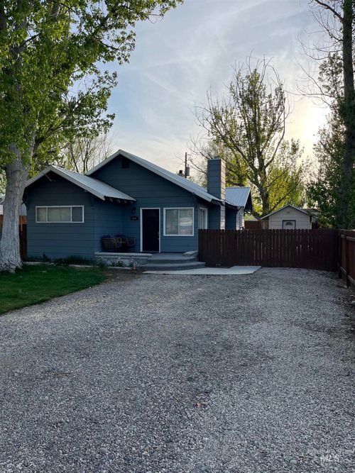 640 Roosevelt Ave, Grand View, ID, 83624-7701 | Card Image