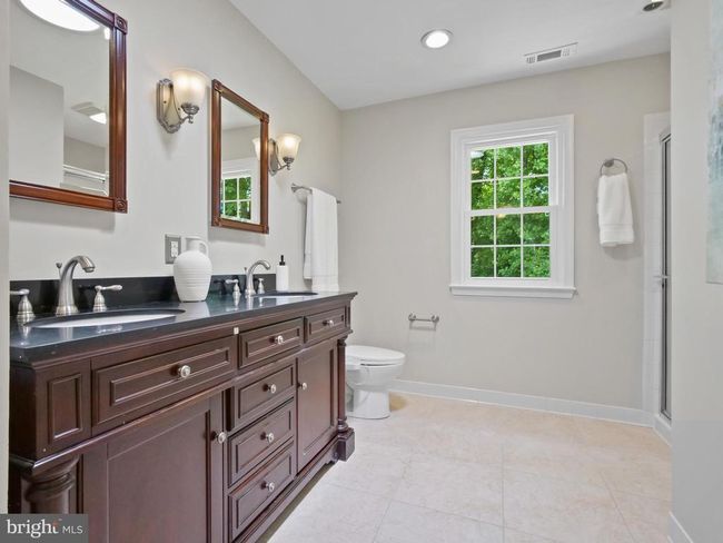 9228 Lake Braddock Dr, House other with 5 bedrooms, 4 bathrooms and null parking in BURKE VA | Image 27