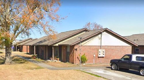 907 Justin St, Lockport, LA, 70374-2748 | Card Image