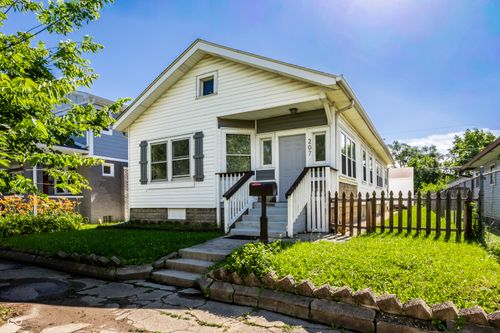 207 Hamilton Ave, Indianapolis, IN, 46201-3123 | Card Image
