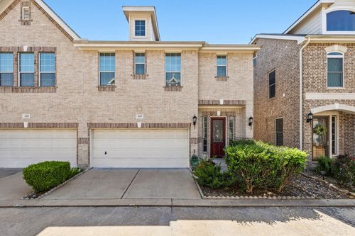 3207 Holly Shores Dr, Houston, TX, 77042-4254 | Card Image