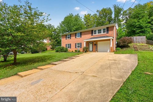 4725 Springbrook Dr, ANNANDALE, VA, 22003-3934 | Card Image