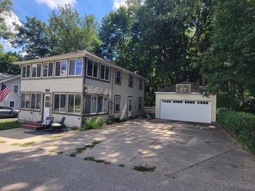 1601 Jackson Park Drive, Delavan, WI, 53115 | Card Image