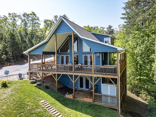 604 Point Overlook Trl, Murphy, NC, 28906-3992 | Card Image