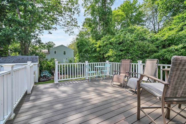 15 Hawks Nest Rd, House other with 3 bedrooms, 2 bathrooms and 3 parking in Old Lyme CT | Image 17