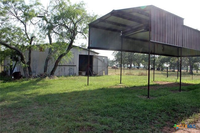 854 Pettytown Rd, Home with 3 bedrooms, 2 bathrooms and null parking in Red Rock TX | Image 13