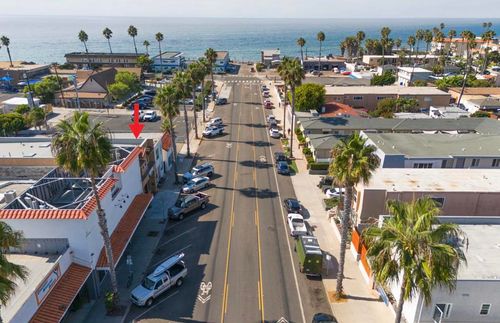 201-4741 Point Loma Ave, San Diego, CA, 92107-3824 | Card Image