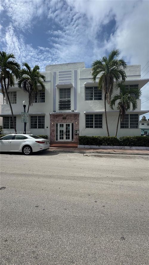 apt-104-610 8th St, Miami Beach, FL, 33139-6190 | Card Image