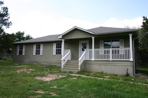 18408 E Lakeview Dr, Jonestown, TX, 78645-3026 | Card Image