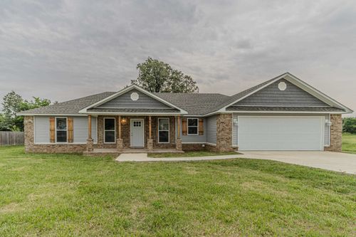 80 James Devaughn Dr, Paragould, AR, 72450-8407 | Card Image