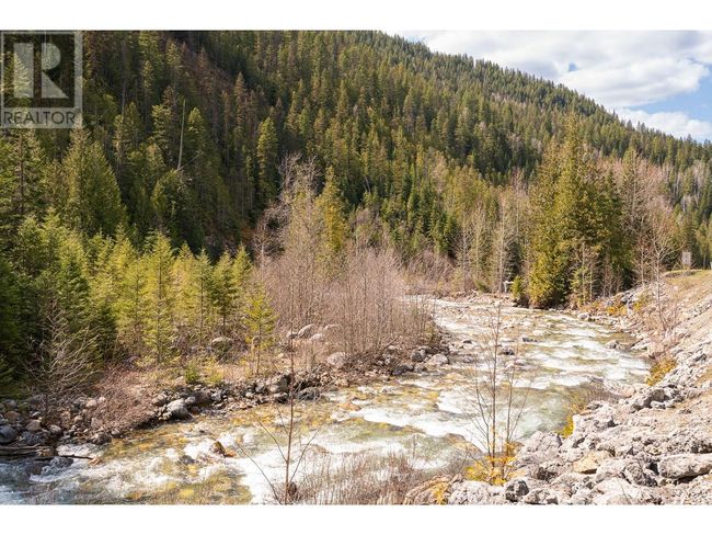 DL 10612 Highway 3, Home with 0 bedrooms, 0 bathrooms and null parking in Salmo BC | Image 37