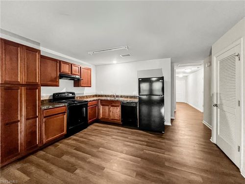 9177 Aegean Cir, LEHIGH ACRES, FL, 33936-6065 | Card Image
