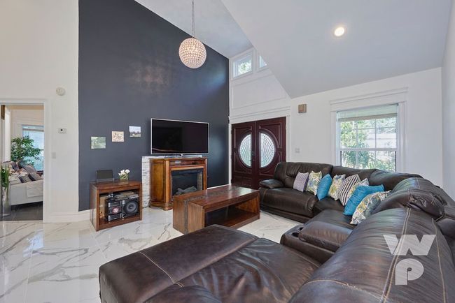 441 Spoonbill Court, House other with 2 bedrooms, 1 bathrooms and null parking in Out of Area FL | Image 4