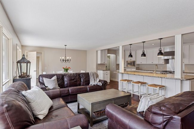 Large open Living Room. | Image 11