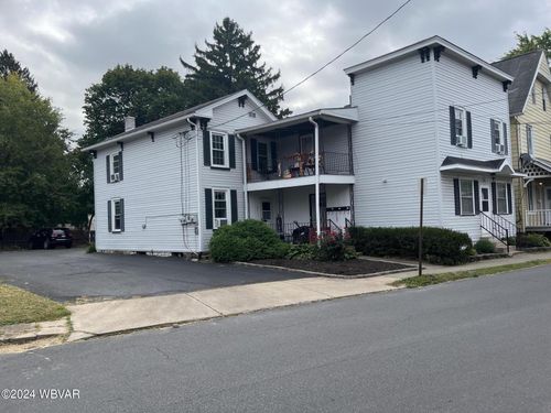 906 Penn St, Williamsport, PA, 17701-3541 | Card Image
