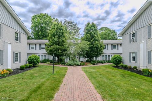 13-3 Meadowlawn Drive, Mentor, OH, 44060 | Card Image