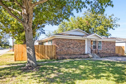 2913 Gumwood Park, Richland Hills, TX, 76118-6446 | Card Image