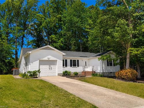 118 Indiana Ln, Williamsburg, VA, 23188-1811 | Card Image