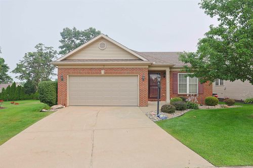18131 Cloverleaf Dr N, South Bend, IN, 46637-6033 | Card Image