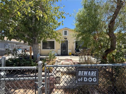 4202 Paramount St, Las Vegas, NV, 89115-2343 | Card Image