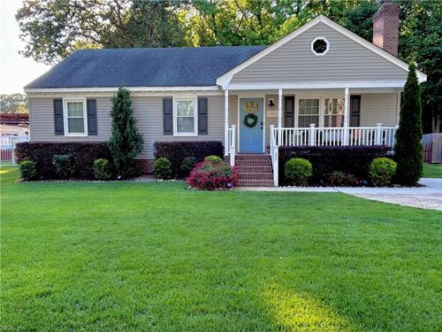 572 Denver Avenue, Chesapeake, VA, 23322 | Card Image
