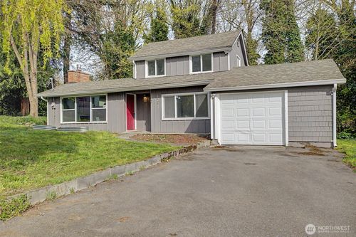 1251 S 230th St, Des Moines, WA, 98198-6450 | Card Image