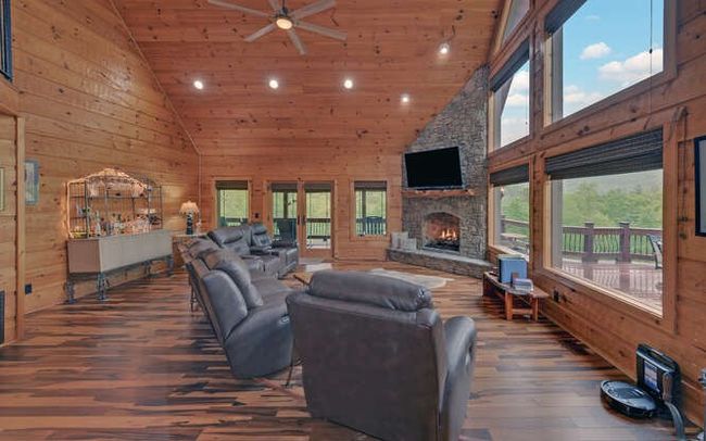 4760 Anderson Rd, Home with 4 bedrooms, 4 bathrooms and 2 parking in Hiawassee GA | Image 13