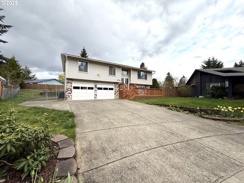 2008 Se 137th Ct, Vancouver, WA, 98683-7136 | Card Image