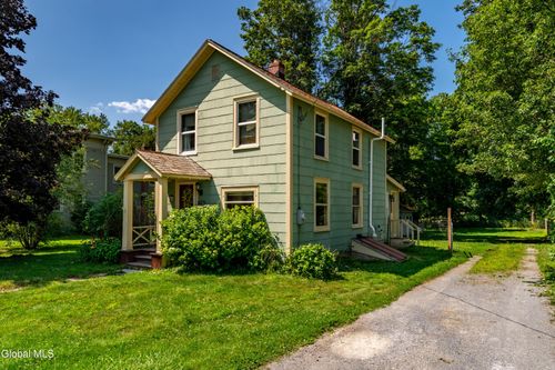 43 Spring St, Cambridge, NY, 12816-1237 | Card Image