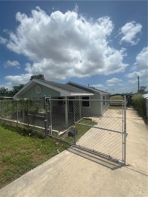 12802 Apache Dr, Mercedes, TX, 78570-4429 | Card Image