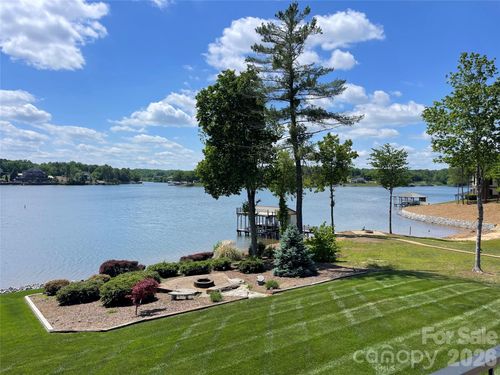 5231 Peninsula Dr, Granite Falls, NC, 28630-8799 | Card Image