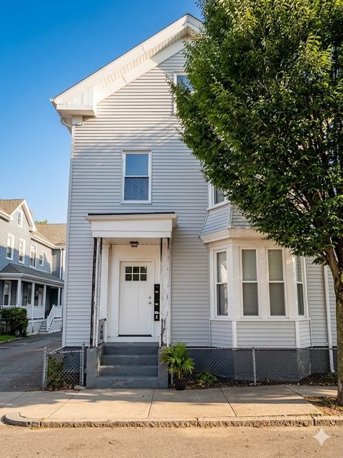 65 Douglas Ave, Providence, RI, 02908-3223 | Card Image