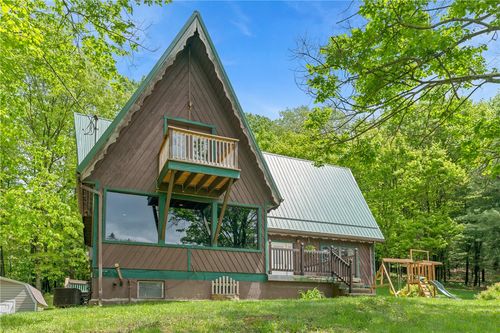 144 Church Rd, Rural Valley, PA, 16249-2202 | Card Image