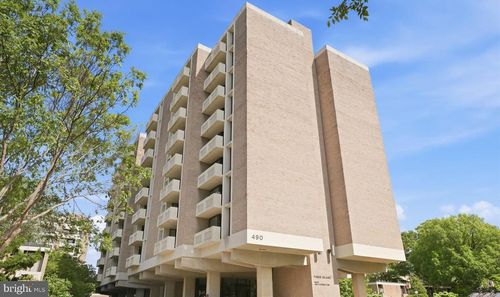 w-710-490 M St Sw, WASHINGTON, DC, 20024-2642 | Card Image