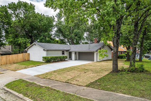 7362 S 68th East Ave, Tulsa, OK, 74133-2762 | Card Image
