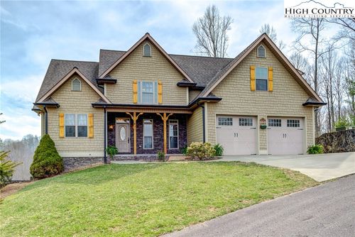 437 Whispering River Dr, Crumpler, NC, 28617 | Card Image