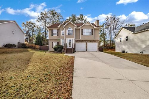 8448 Brook Lake Ln, Douglasville, GA, 30134-1054 | Card Image