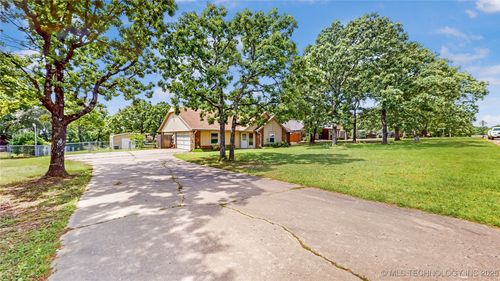 118 Gail Ln, Sapulpa, OK, 74066-8889 | Card Image
