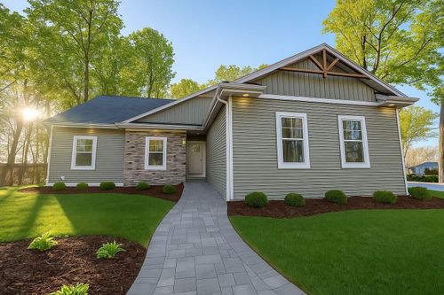 478 Woodside Ct, West Bend, WI, 53095-7820 | Card Image